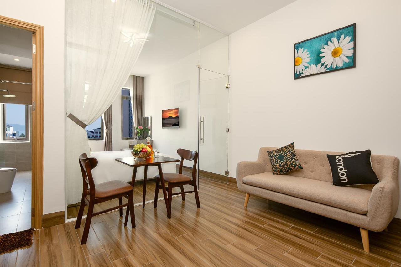 Van Apartment Дананг Екстериор снимка